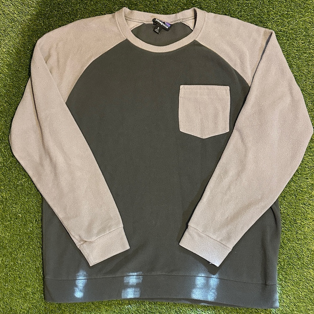 Patagonia Men's Crewneck Sweater - Dark gray and Light Beige